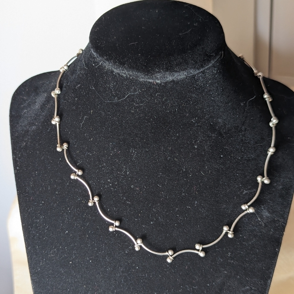 Silver tone beads and bars wavy design  no markings necklace 8",3" extension